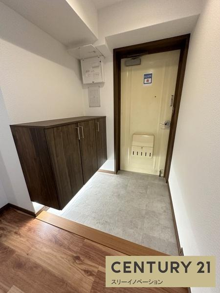 昭和山第２コーポ２号棟の玄関