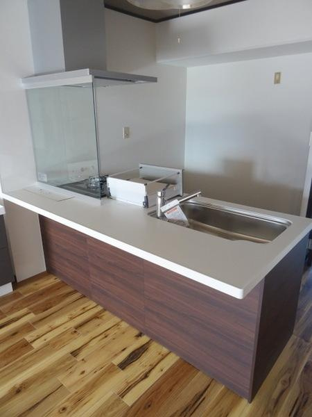 エバーグリーン12号棟のキッチン|カウンターキッチン！