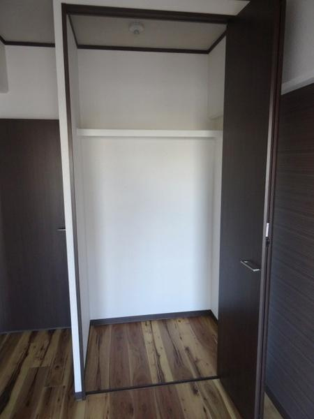 エバーグリーン12号棟の収納|各部屋に収納！