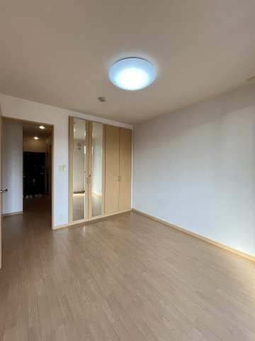 サンフラワーの洋室