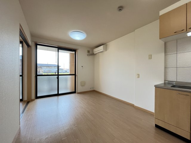 サンフラワーの居間・リビング