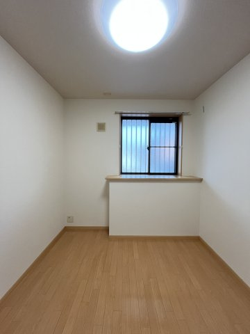 サンフラワーの洋室