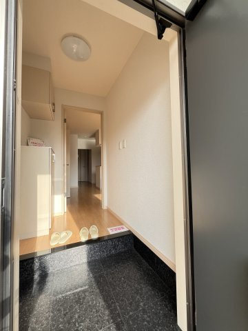 アース・カラーの玄関