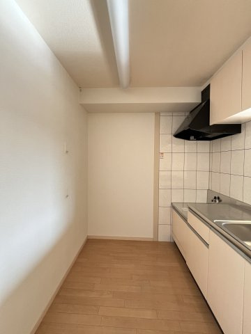 アース・カラーのキッチン