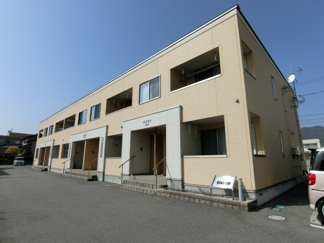 ＶＡＶＯＯＭ（ヴァヴーム）の外観