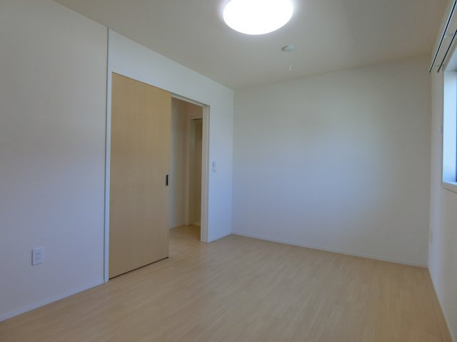 ＶＡＶＯＯＭ（ヴァヴーム）の洋室