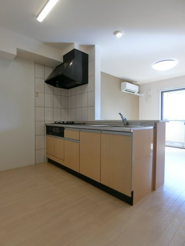 ＶＡＶＯＯＭ（ヴァヴーム）のキッチン