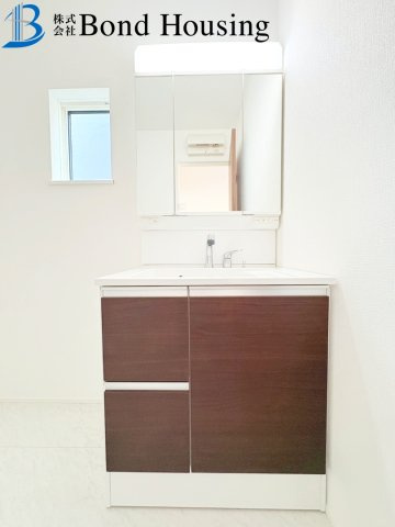 明石市大久保町山手台２丁目の新築一戸建の独立洗面台