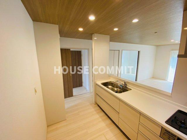 成田市玉造Ⅲ　Ｂ号棟　新築戸建て全2棟のキッチン