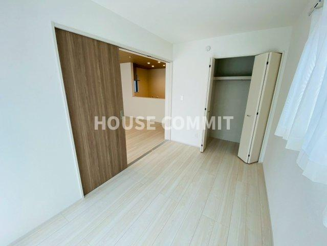 成田市玉造Ⅲ　Ｂ号棟　新築戸建て全2棟の洋室