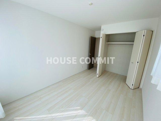 成田市玉造Ⅲ　Ｂ号棟　新築戸建て全2棟の洋室