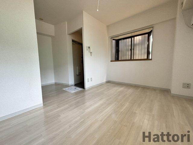 ロイヤルコート上池田の居間・リビング