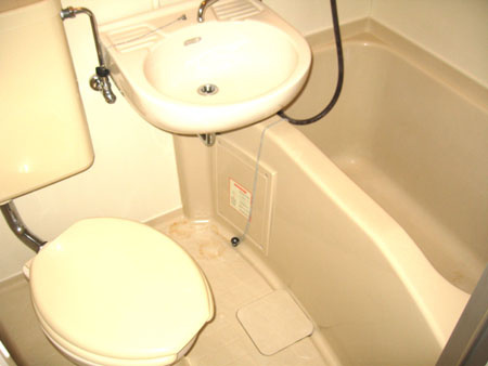 エイコーハイツの浴室|お風呂で日々の疲れを落としましょう