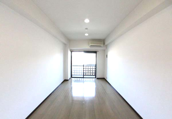 和泉市箕形町１丁目の賃貸マンションの洋室|居間です