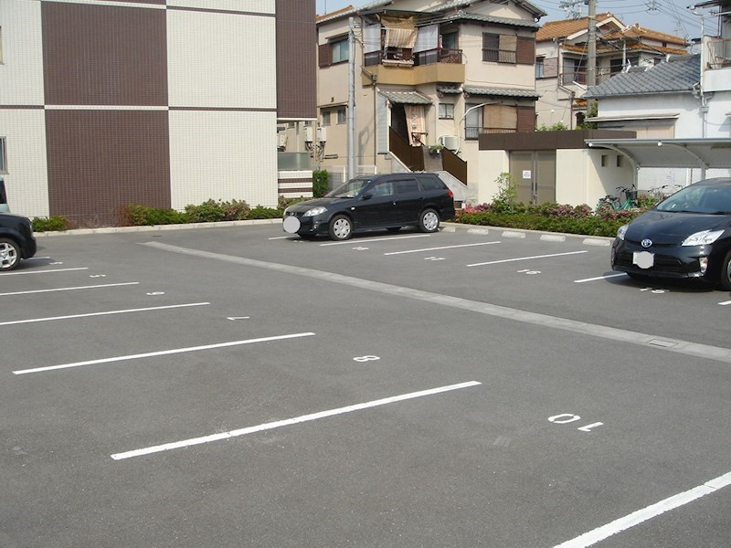 エミネンスコートの駐車場|駐車場です