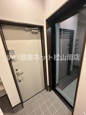 【玄関】 | G.H.Stella