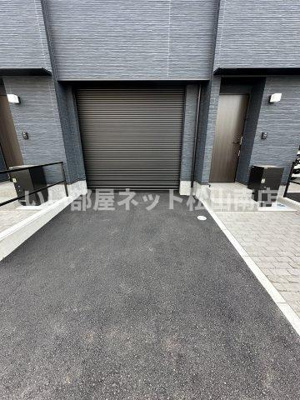 【駐車場】 | G.H.Stella