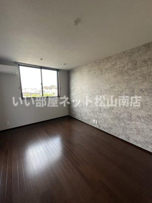 【内装】 | G.H.Stella