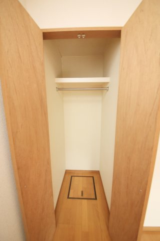 youngleavesの収納|別部屋同一間取りのお写真となります。