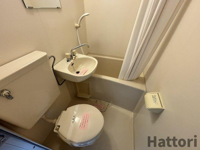 ロイヤルコート上池田の浴室