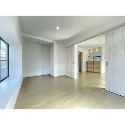 【洋室】 | 神奈川県海老名市杉久保南三丁目 | 個人の部屋や寝室として使える洋室です