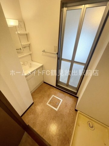 大阪市城東区古市１丁目の賃貸マンションの洗面所