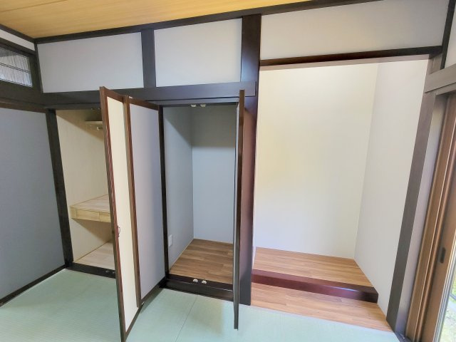 木津川市木津川台7丁目中古戸建ての収納