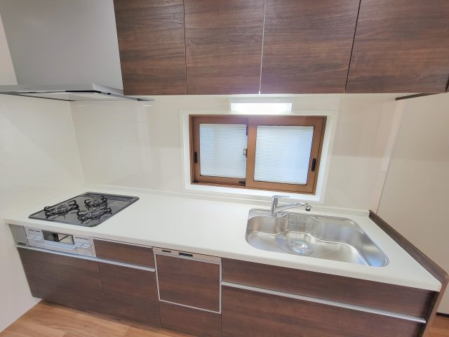 木津川市木津川台7丁目中古戸建てのキッチン