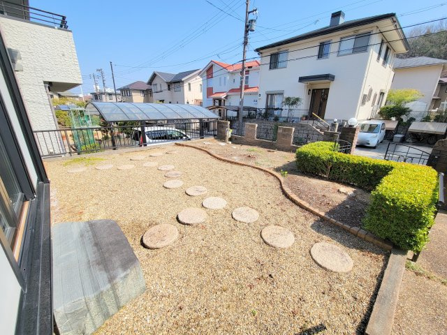 木津川市木津川台7丁目中古戸建ての庭