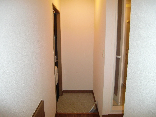 シャルマン岩屋の玄関
