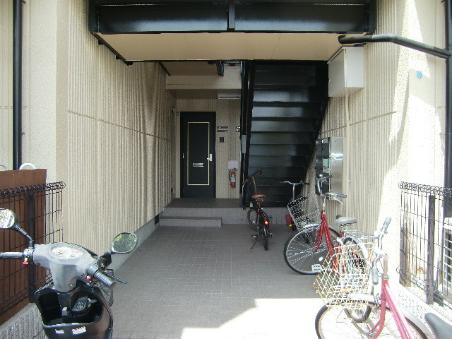 シャルマン岩屋のエントランス