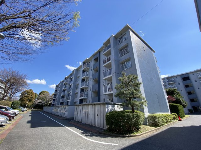 京成サンコーポ浦安２号棟の外観