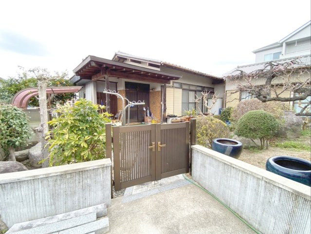 福岡市東区若宮一丁目　土地の外観|土地面積454.26ｍ2（約137.41坪）！現況は古家があります！