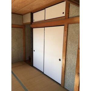 内田東町借家の収納