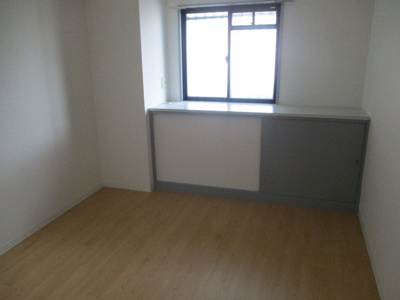 【駐車場】 | カサ・デル・フィオーレ | 敷地内駐車場です