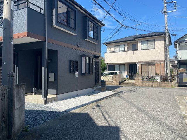 【前面道路含む現地写真】 | 熊谷市石原　中古戸建