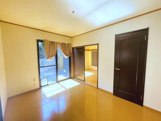 【居間・リビング】 | 熊谷市石原　中古戸建