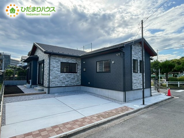 熊谷市広瀬　新築一戸建て　ブルーミングガーデン　01の外観|家事の動線もスムーズな人気の平屋住宅★
