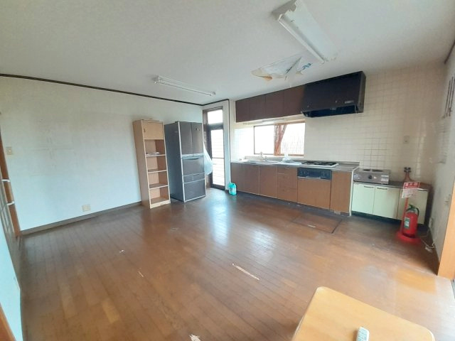 宇土市網津町の中古一戸建の居間・リビング