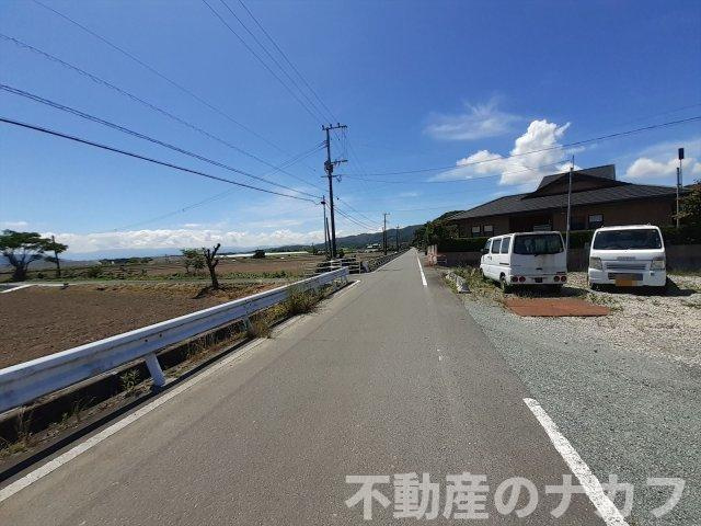 宇土市網津町の中古一戸建の周辺|前面道路