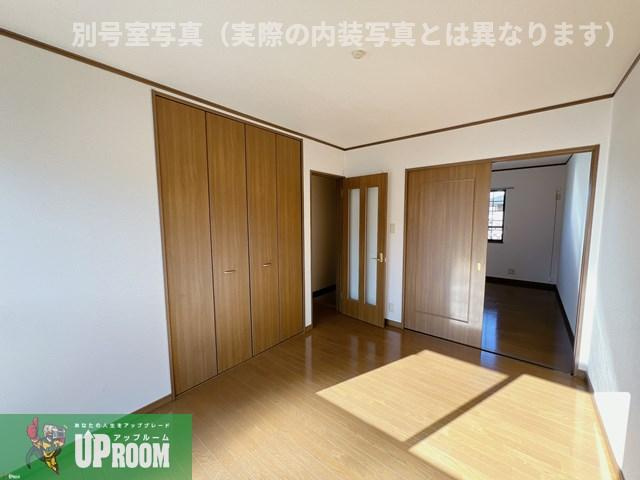 LAVENDERⅡD棟の居間・リビング