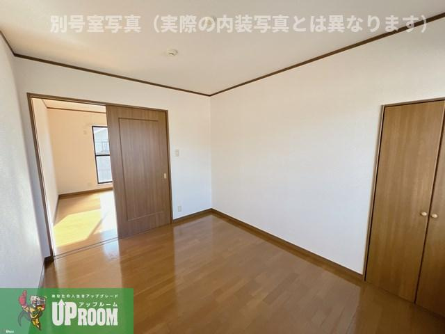 LAVENDERⅡD棟の居間・リビング