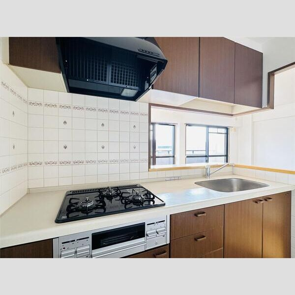 サクラメント今宿のキッチン