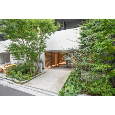 コスモグラシア両国レジデンスのエントランス|落ち着いたエントランスです