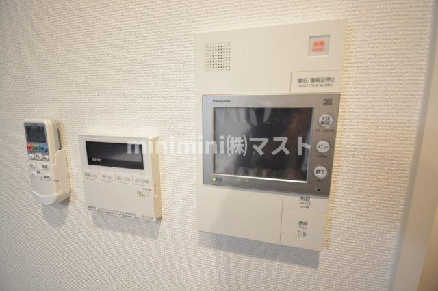 セレニテフラン野田阪神駅前のセキュリティ|階数・号室によって室内カラーバリエーション異なります。