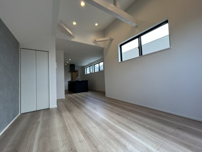 【居間・リビング】 | 北五葉３丁目　新築戸建