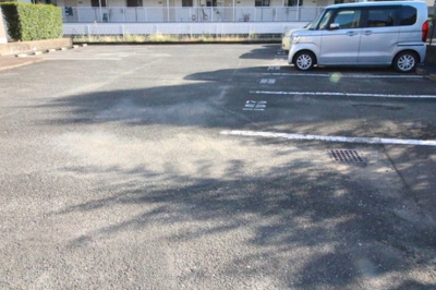 【駐車場】 | セジュールまどか | 駐車場