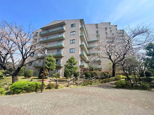 ブルーライン「センター南」港北ガーデンホームズの画像