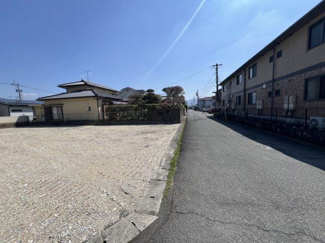 田中西町土地　1号地の前面道路含む現地写真
