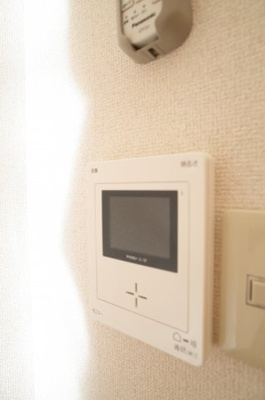 【セキュリティ】 | ヒルズ・オキマンション | 訪問者を確認できるTVドアフォンつきです！※イメージ画像